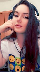 FIF 💕 A have a special interest in making music, even if I'm not that good  at it yet!!! I was wondering what other people's special interests were  here. 😄