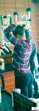 Creep Shot: Small Booty Edition - GirlsInYogaPants.com