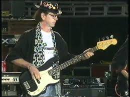 Nationalteatern is a swedish progg rock group from the 1970s that featured leftist political lyrics. Nationalteatern Sent En Lordagkvall Youtube