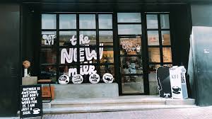 Our creative department has momentarily lost all interest in trying to sell you our oat drink. Sunny Idea Hk Limited