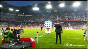 Um so viel wie heute (16.30 uhr) ist es in einem österreichischen. Balloondreams Beim Ofb Cup Finale In Klagenfurt Balloondreams