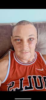 I didnt see his eyes looking like that. 😂😂😂😂