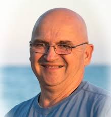 Everett Larson Obituary