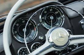 23 Photos Of A Flawless 1960 Mercedes Benz 190sl Mercedes Benz Mercedes Benz Cars Mercedes