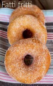 Abbiamo verificato le istruzioni della ricetta e abbiamo modificato il procedimento. Fatti Fritti Soffici Morbidosi E Al Limone Ricetta Parafrittusu Sardi
