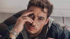 Non è difficile vederli fare shopping insieme e la rodriguez gli dispenserebbe consigli di stile. Antonino Che Lavoro Fa Il Nuovo Fidanzato Di Belen