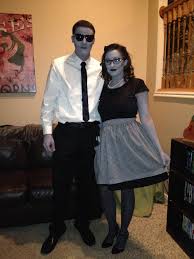 Black And White Halloween Costume 1950s Grayscale Tv Couple Halloween Costume 6 Part White Paint 1 Part Black Black Powder To Contou Cute Halloween Costumes Grayscale Costume Couples Costumes