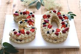 Number Cake Biscuit Joconde Et Creme Diplomate Recette Creme Diplomate Recette De Gateau D Anniversaire Gateau En Chiffre