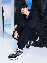 Schau dir unsere auswahl an bts fila an, um die tollsten einzigartigen oder spezialgefertigten handgemachten stücke aus unseren shops für jacken & mäntel zu . Fila Korea Reveals Cool New Hd Photos Of Bts For Their 2021 Fall Collection Koreaboo