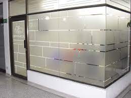Send us a custom design or your logo and we will weed it out of the vinyl for a professional look for your office space, or choose from a few standard designs. Decoraciones Monarca Facebook Glass Office Partitions Glass Film Design Frosted Glass Design