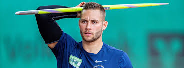 His real name is johannes vetter. Leichtathletik Speerwurf Star Johannes Vetter Verfehlt Weltrekord Um Zentimeter Mdr De