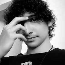 Não sei o que é pior ai, doze anos de casado e essa migalha ou expor isso