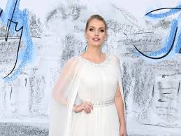 Lady spencer wore a cream lace dress with flowers and. Yjgkudggljz22m