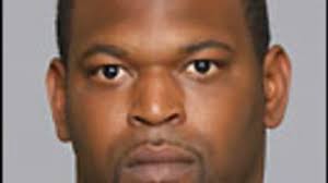 Packers Waive DT Larry Smith