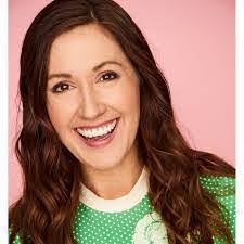 Lora Hawks's Instagram, Twitter & Facebook