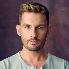 Jen Riddell (@jenlinnriddell)