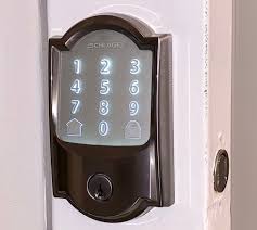Maybe you would like to learn more about one of these? Building A Smarthome Yale My2 Schlage Honeywell What To Know About Smart Locks In Your Smart Home Hubsai Blog Check Spelling Or Type A New Query Manrosicundi