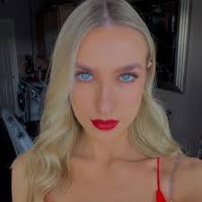 Jamie-Lee Cuthbert (@Jamielee123xx)