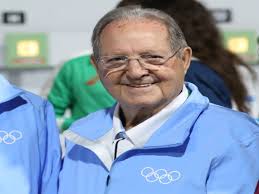 ¿Quién fue Olegario Vázquez Raña, el mexicano que cambió el deporte y los  negocios?