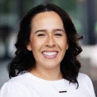 Alexandra Morrow's Instagram, Twitter & Facebook