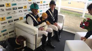 Februar 1959 in culcairn, new south wales) ist ein australischer andrew hoy (es); Andrew Hoy Fatherhood Has Given Me A New Lease Of Life On Flying Form At The Equerry Bolesworth International Horse Show Horse Scout