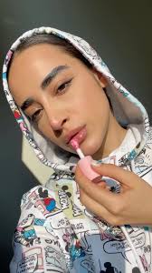 Yes or no? Fisher Lashes Elba EL