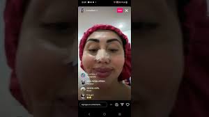 Nayafacil Mostrando Las Tetas En Público 😨 - YTboob