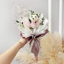 Send valentine flowers and bouquets to you loved one in malaysia,valentines flower bouquets are a valentines day must. Valentines Day Flowers And Gift Valentine Hand Flower Bouquet Free Delivery Kl Kuala Lumpur Penang Johor Malaysia Ipoh