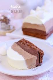 Buche De Noel Aux Trois Chocolats Dessert Noel Facile Recette Dessert Noel Recette Gateau Noel