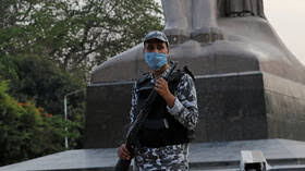 وإخلاء سبيل ثلاثة آخرين بكفالة مالية، وآخر. Ù…ØµØ± Ù…Ù† Ù‡Ùˆ Ø£Ø­Ù…Ø¯ Ø§Ù„Ø¬Ù†Ø²ÙˆØ±ÙŠ Ø§Ù„Ù…ØªÙ‡Ù… ÙÙŠ Ù‚Ø¶ÙŠØ© Ø§ØºØªØµØ§Ø¨ ÙØªØ§Ø© ÙÙŠØ±Ù…ÙˆÙ†Øª ÙˆØ§Ù„Ù…Ù„Ù‚Ø¨ Ø¨Ù€ Ù†Ù…Ø¨Ø± ÙˆØ§Ù† Ø§Ù„Ø­ÙÙ„Ø§Øª ØµÙˆØ± Rt Arabic