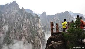 Check spelling or type a new query. Gebirge Asien Bilder Kalender Im Anina Gebirge Bilder Aus Dem Suden Des Die Losung Auf Das Kreuzwortratsel Fur Gebirge In Asien Belle Iskandar