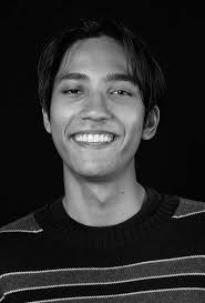 Meet the Bloom Family! 💐💛💙 Edward Bloom- Demian Deonarine Sandra Bloom-  Stella Hunter Will Bloom- Nathaniel Féria Josephine Bloom- Sarah Shea  Norton Young Will Bloom/Will Understudy- Lucas Kwan