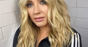 Ella Henderson & Roger Sanchez drop a lyric video for “Dream On Me”