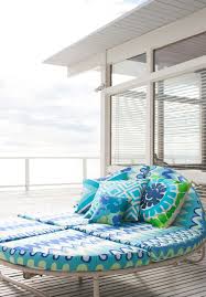 Trina Turk Pillows And Fabric Trinaturkprint Beach House Interior Modern Beach House Beach House Art