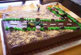 Boy Birthday Sheet Cake Designs Racetrack Children S Birthday Cakes Birthday Sheet Cakes Cool Birthday Cakes Cake Decorating For Kids