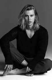 He was the son of. 15 Guys With Long Hair That Look Awesome The Trend Spotter