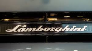 Fenomeno Roadster: la Lamborghini V12 ibrida da 1065 CV