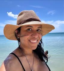 A special thanks to the Rock Church Youth Group for stopping by and  spending their morning with our officers at Precinct 8! We loved chatting  with you all over coffee and donuts.