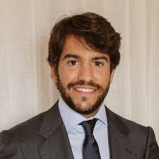 Alberto Mateos's Instagram, Twitter & Facebook