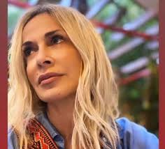 Επιστροφή με νέο τραγούδι για την απόλυτη star! Anna Bissh In Gr