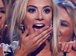 Alyssa Campanella and Torrance Coombs: Dating!