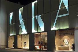 Businessweek Bloomberg Retail Architecture Shop Facade Retail Facade