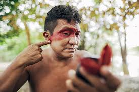 Obras de artistas Yanomami são exibidas em Xangai, na China