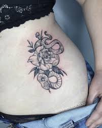 Tatuagem No Quadril 50 Ideias Otimas Que Vao Do Minimalismo A Aquarela