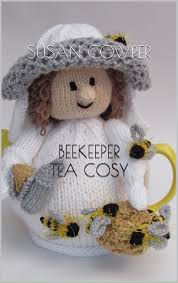Apple tea cozy crochet the darling apple tea cozy & coasters! Knitted Tea Cosy Patterns Browse Patterns