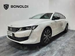 Bei umgeklappter rückbank sind es 1.780 liter. Peugeot 508 Sw Hybrid Gt Line Peugeot 508 Hybrid 225 E Eat8 Sw Gt Line Ibrido Del 2020 A If You Want A Spacious Family Car With Good Looks That