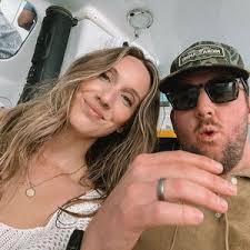 olivia marmolejo (@oliviajoymarmolejo)