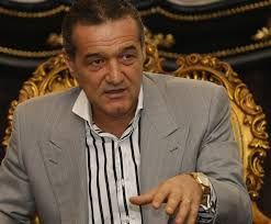 Video gigi becali e gata să părăsească românia: Gigi Becali NuntÄƒ De Lux Pentru Fiica Cea Mare Cate Persoane A Invitat La Eveniment Click Mobile