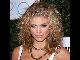 Annalynne looks gorgeous in this look. Annalynne Mccord Curly Hair 2016 Youtube
