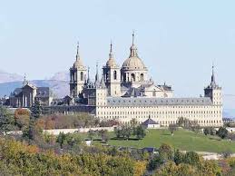 El monasterio de san lorenzo de el escorial. Que Ver En San Lorenzo De El Escorial Un Dia Ilutravel